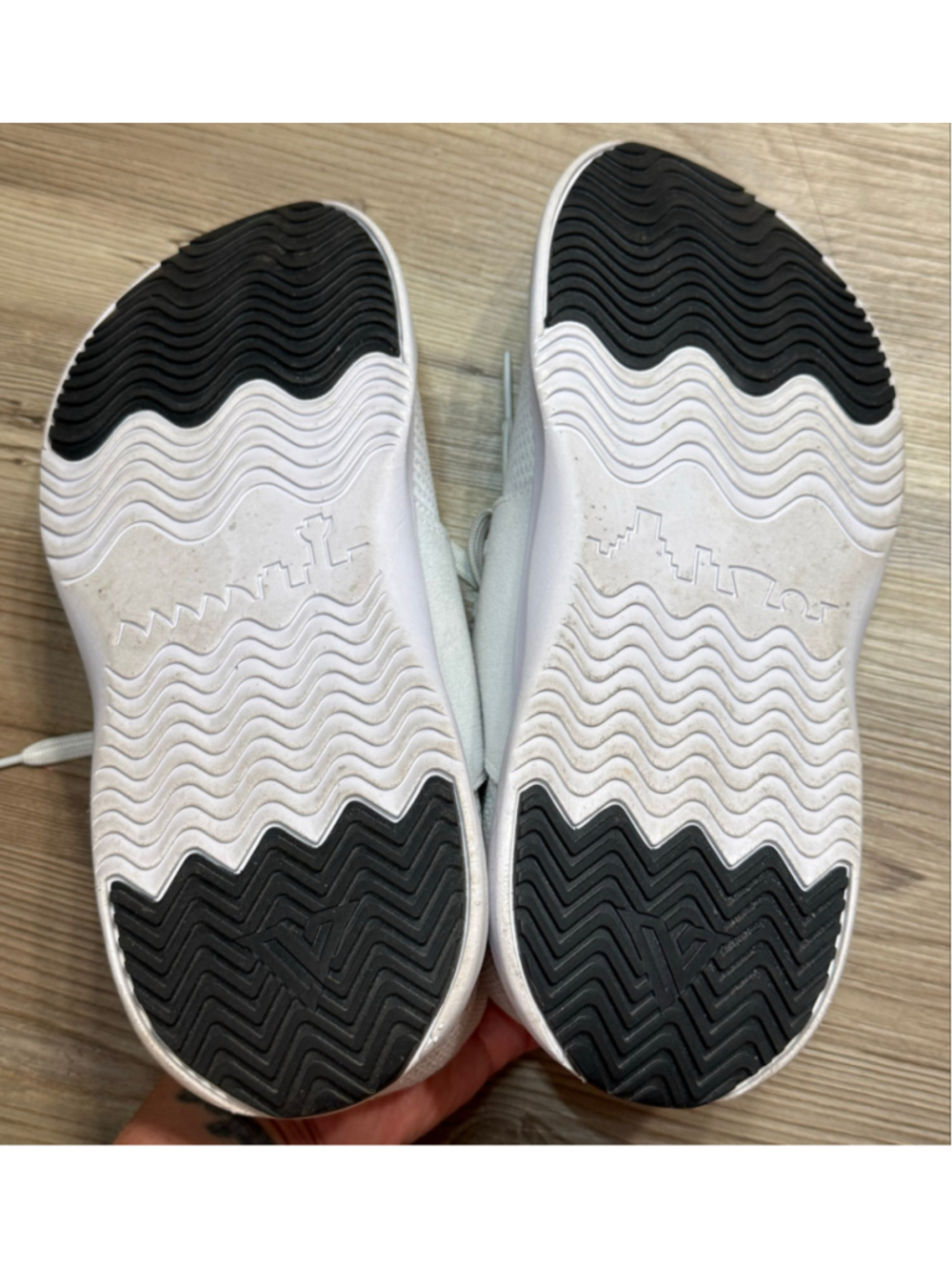 Men's Vessi everyday pearl white size 10 waterproof sneakers - Picture 11 of 16
